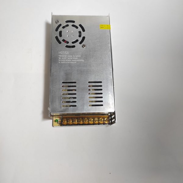 سویچینگ 12 ولت 30 آمپر فلزی فن دار